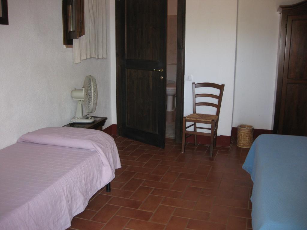 Agriturismo Bronzivalle Riotorto Bilik gambar